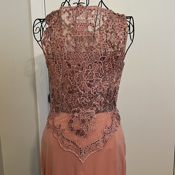 Womens dress - Picture 5 of 5